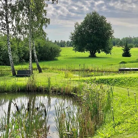 Paradiis Puhkemaja Holstre