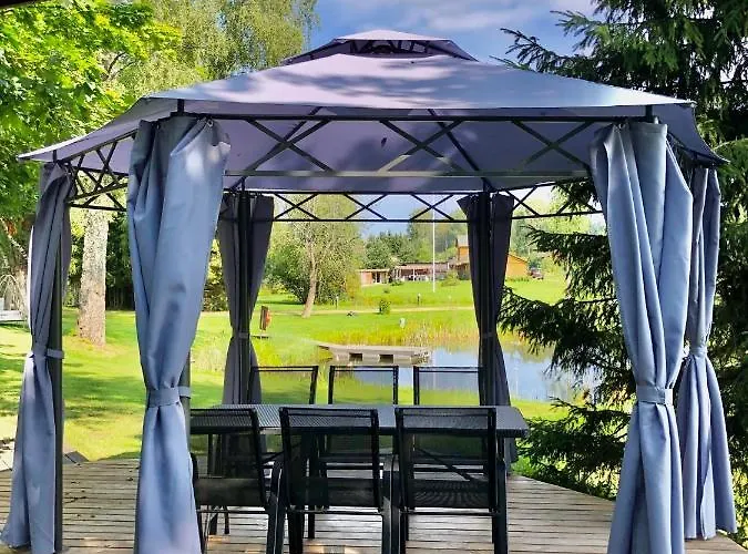 Holiday home Paradiis Holstre