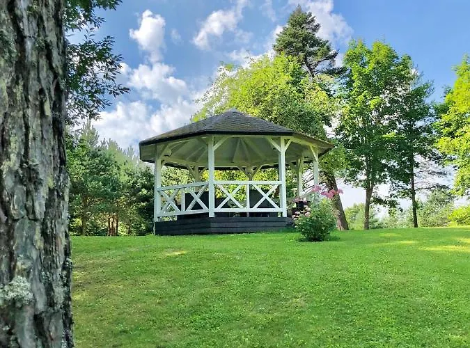 Holiday home Paradiis Holstre